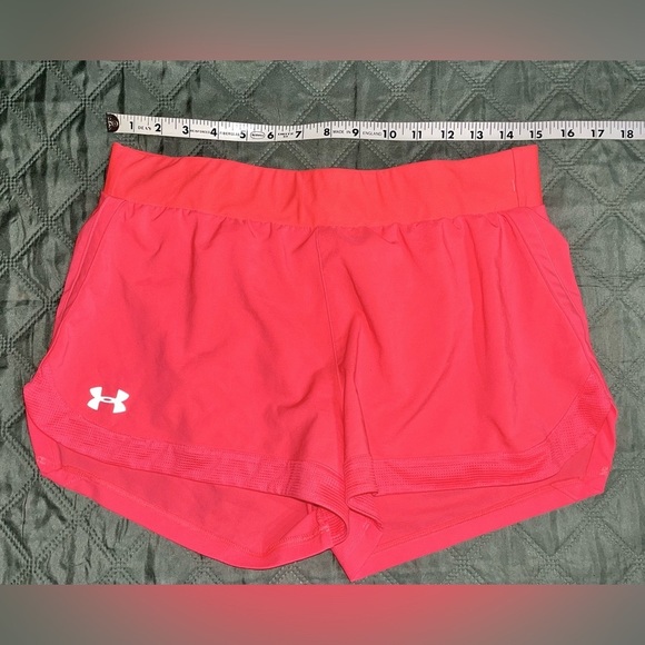 UNDER ARMOUR "HeatGear" Women's Shorts, Size Medium, 3 Pairs, NWOT - Picture 7 of 16